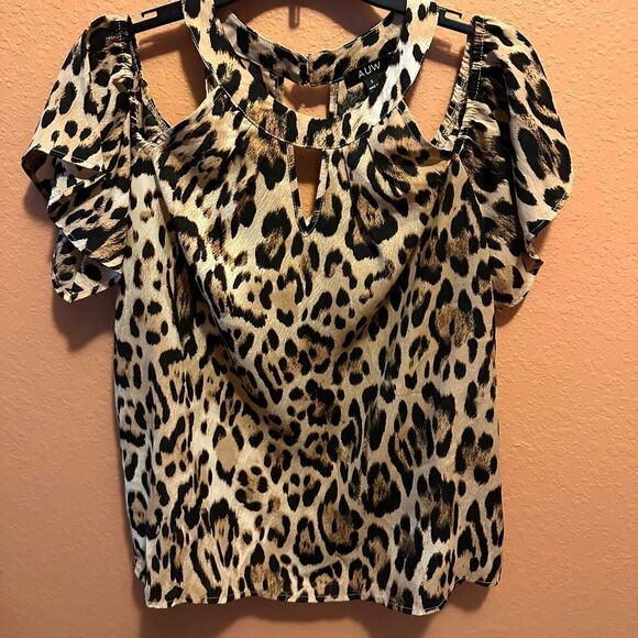 AUW leopard print cold shoulder blouse - Picture 1 of 8